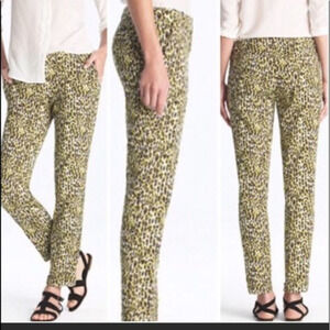 J.‎ Crew Cafe Capri textured print size 2